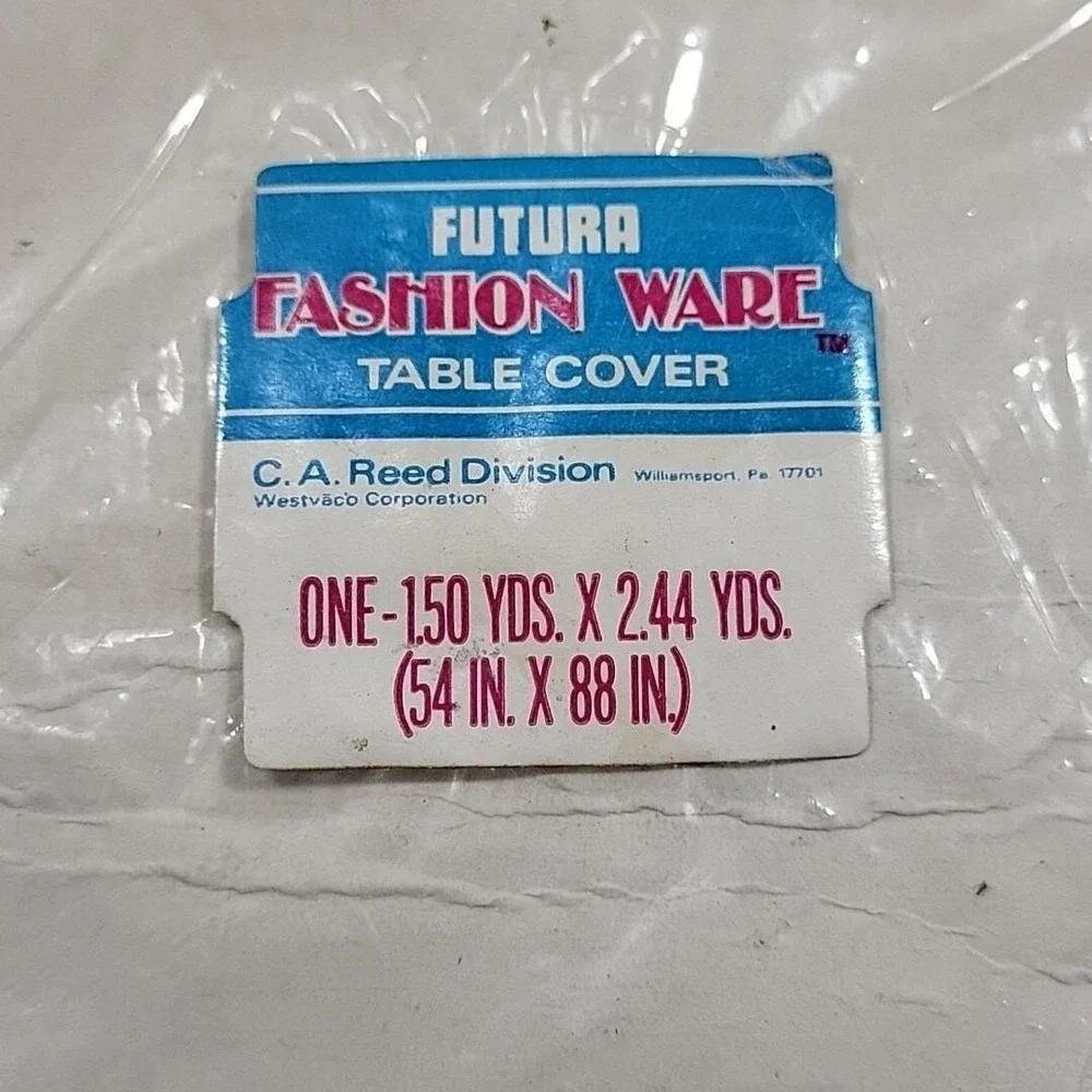 Vintage Fashion Ware Table‎ Cover Paper Tablecloth Quilt Bonnet Girl Themed Open